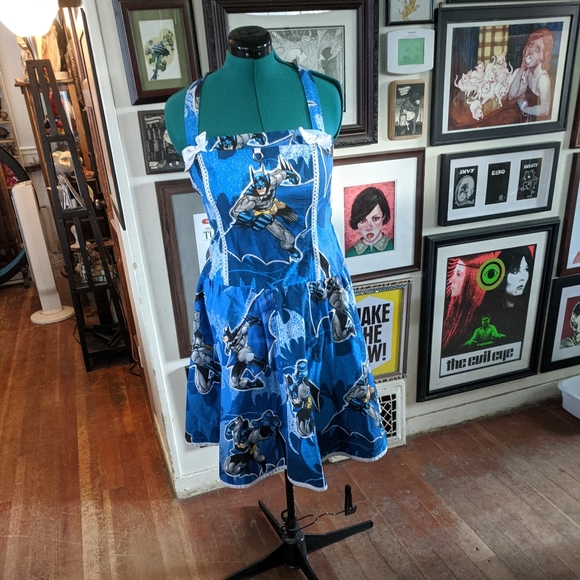 Custom made Batman halter dress - Picture 2 of 4